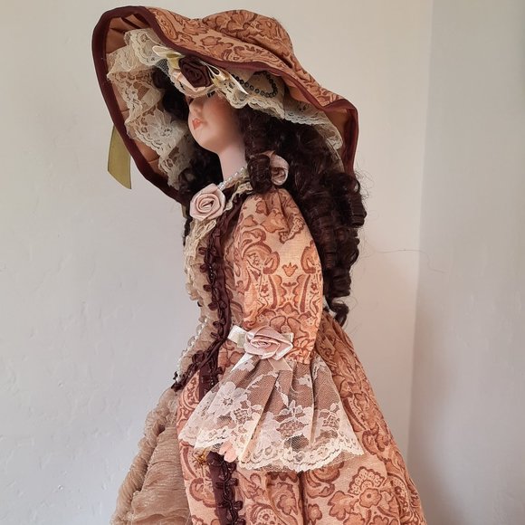 Very Pretty Victorian style Doll. No Box. - Picture 7 of 10